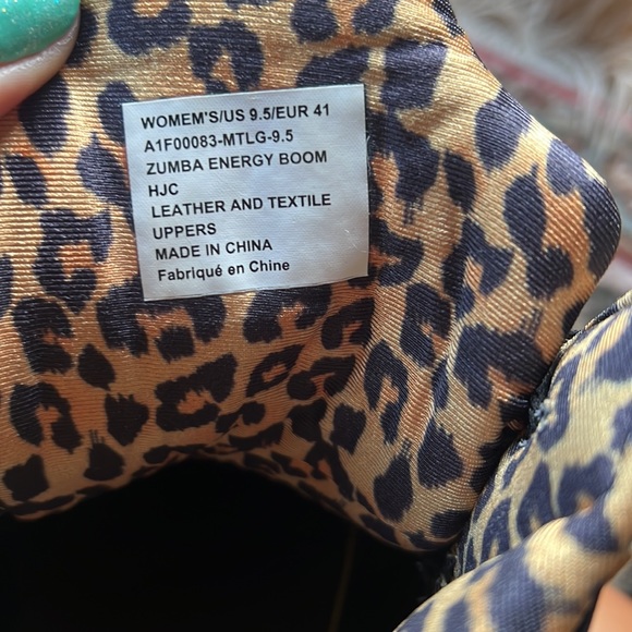 ZUMBA Energy Boom Cheetah High Top 9.5 - Picture 5 of 6